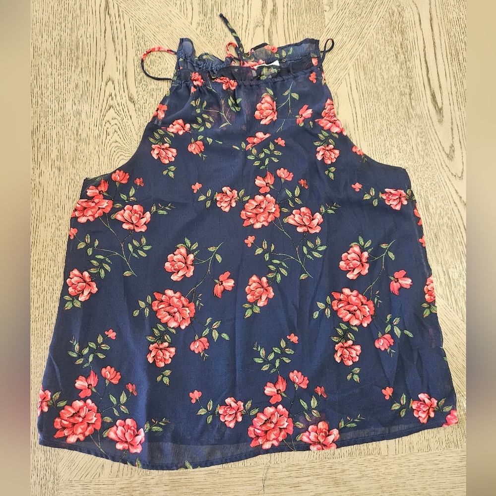Monteau Halter